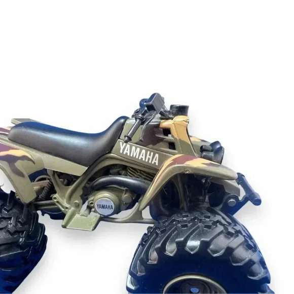 1996 Yamaha Banshee 1/12 Diecast ATV Camo New Ray Toy Figure - Picture 2 of 8
